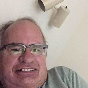 Meet your Posher, Bruce